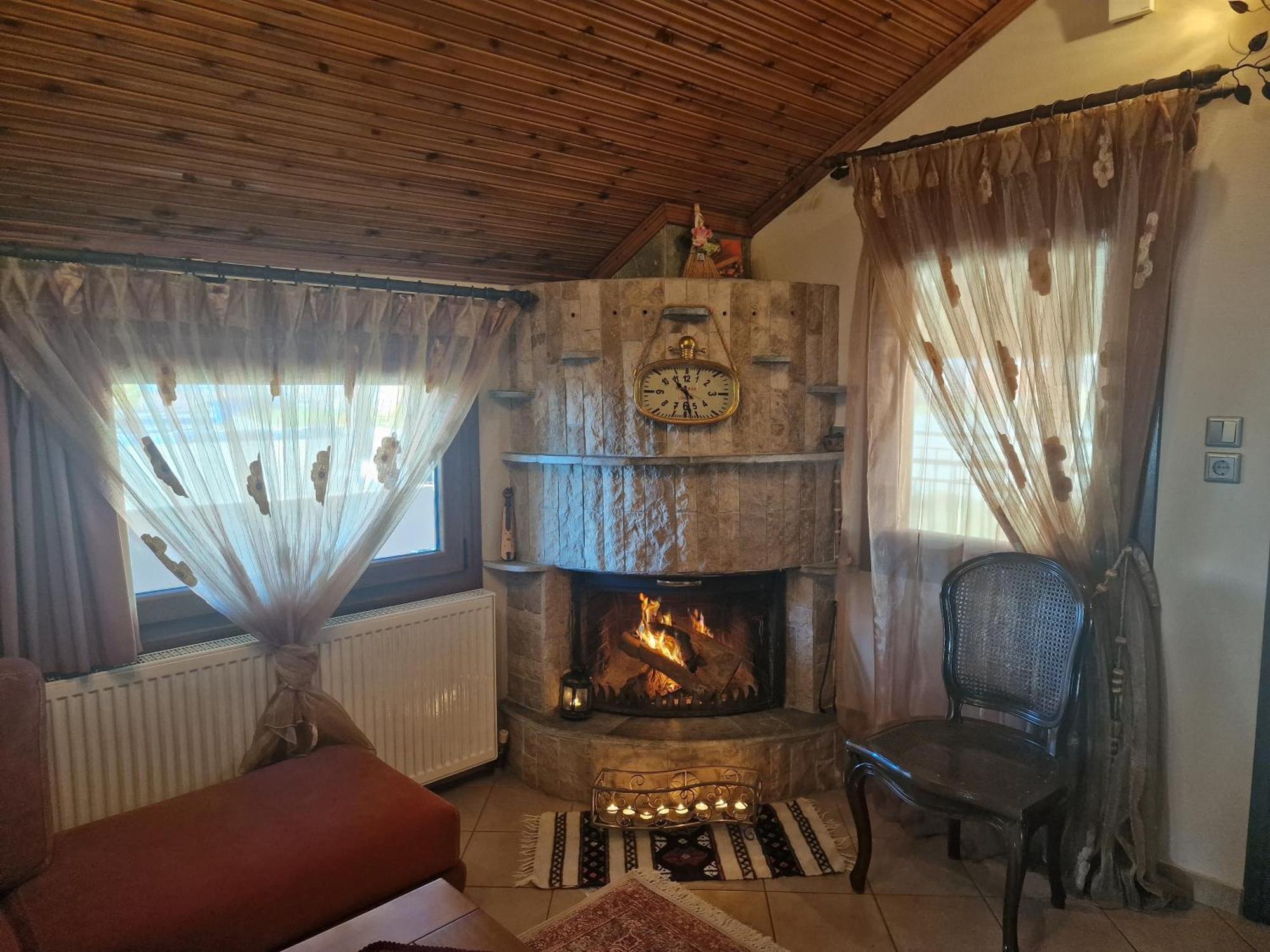 Guest House Elatochori *